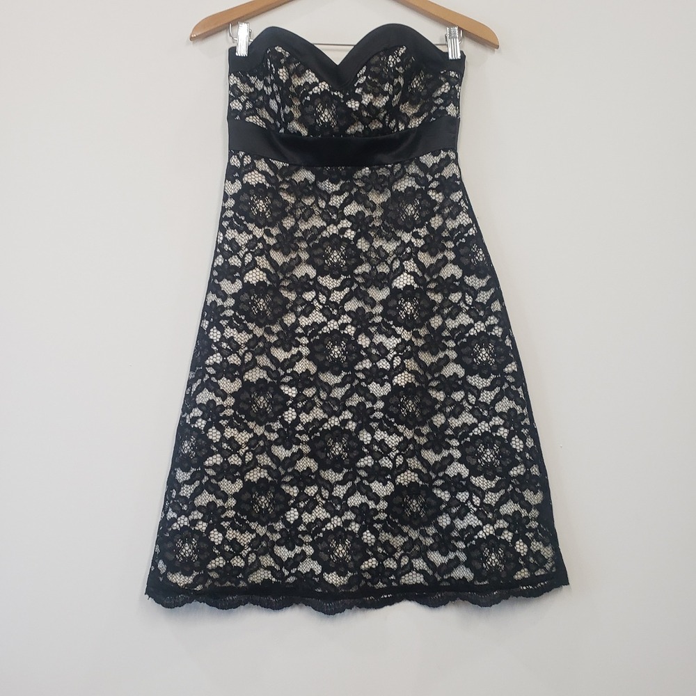 White House Black Market Strapless Lace Dress 2 Black Floral Cocktail Party Glam